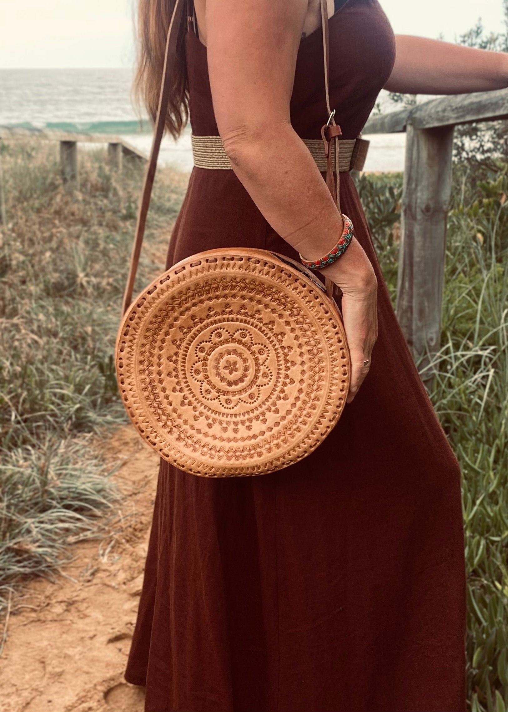 CIRCLE BAG LEATHER, Handmade Bag Vintage, Hand tooled Bag, Unique Bag