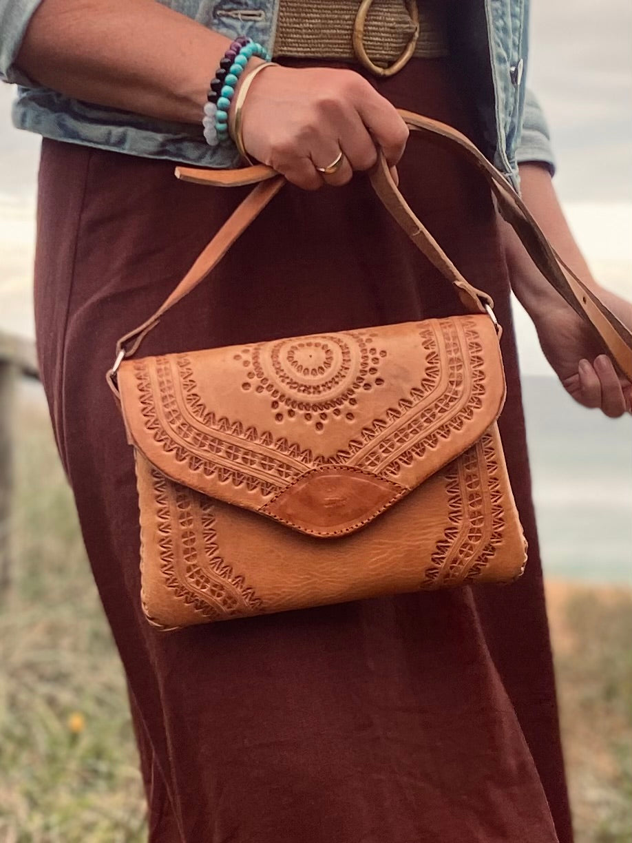 HANDMADE leather Clutch Bag | Hand tooled Purse | Mexican Leather Bag