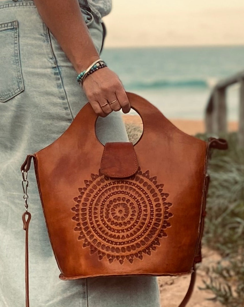 Handmade leather bags sale