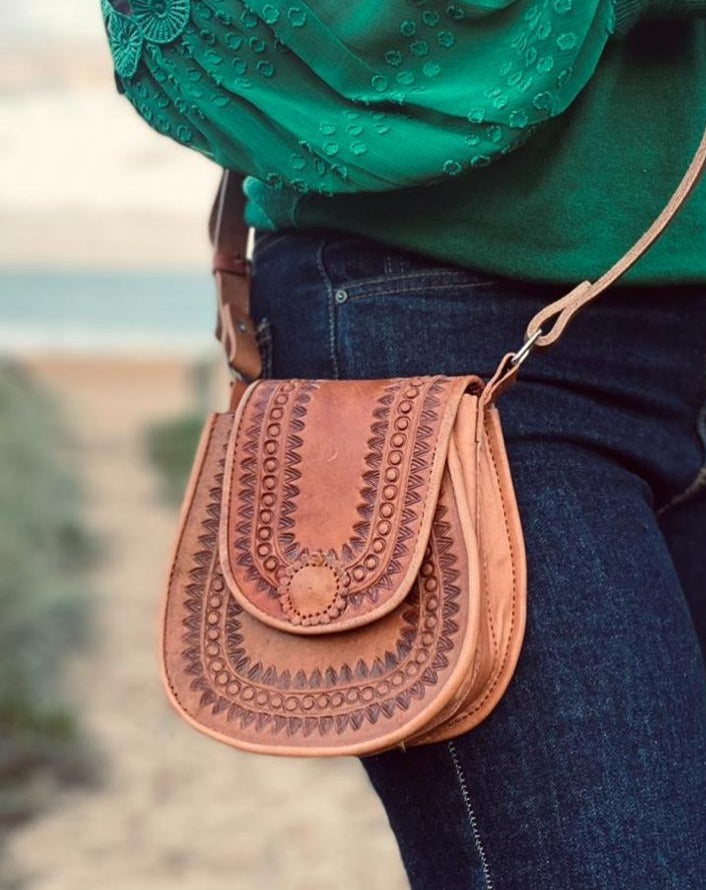 SMALL LEATHER BAG, Handmade crossbody bag, Little Purse Handmade