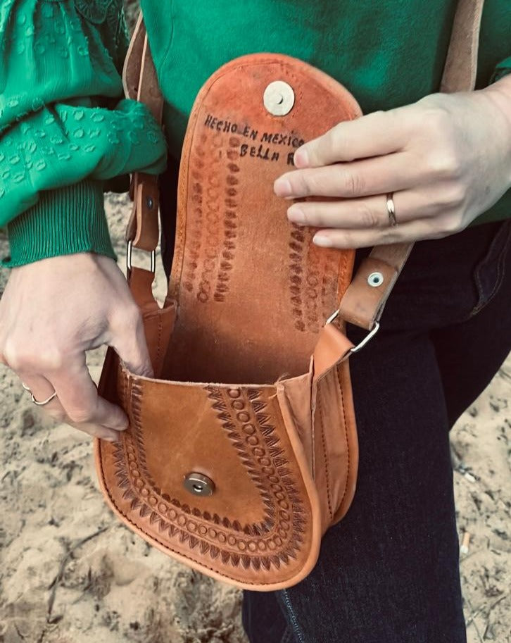 SMALL LEATHER BAG, Handmade crossbody bag, Little Purse Handmade