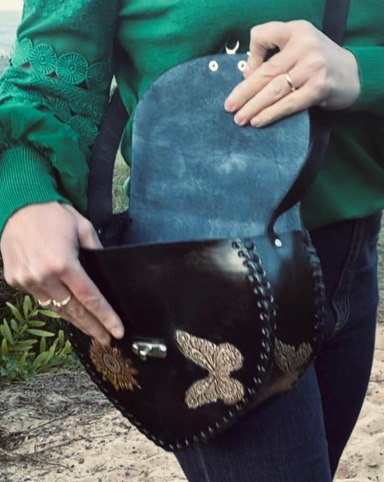 HEART DESIGN BAG, Handmade bag, Mexican bag, colour bag, Leather Purse