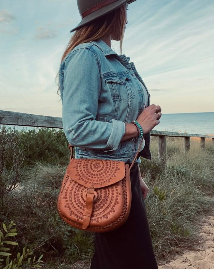 HANDMADE LEATHER BAG | Vintage Handmade Mexican Bag | Hand tooled Bag