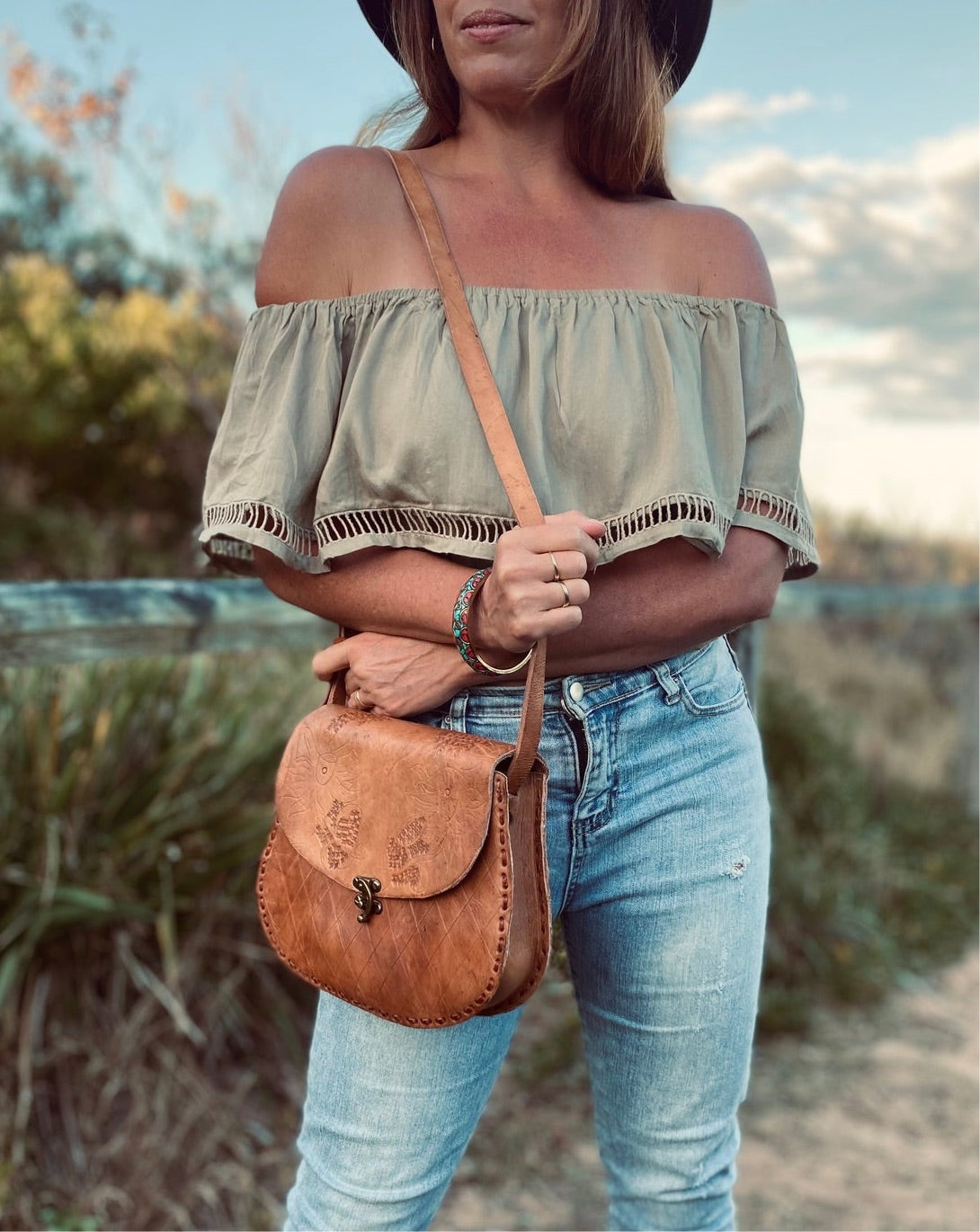 TOOLED leather bag, Unique Leather Bag, Hand tooled Purse, Vintage BagTOOLED leather bag, Unique Leather Bag, Hand tooled Purse, Vintage Bag