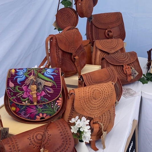 Handmade leather bags | Markets