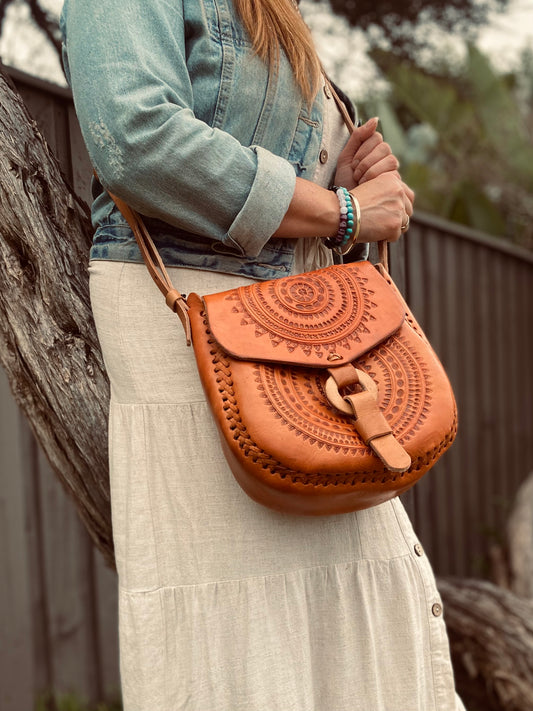 HANDMADE LEATHER BAG | Vintage Handmade Mexican Bag | Hand tooled Bag