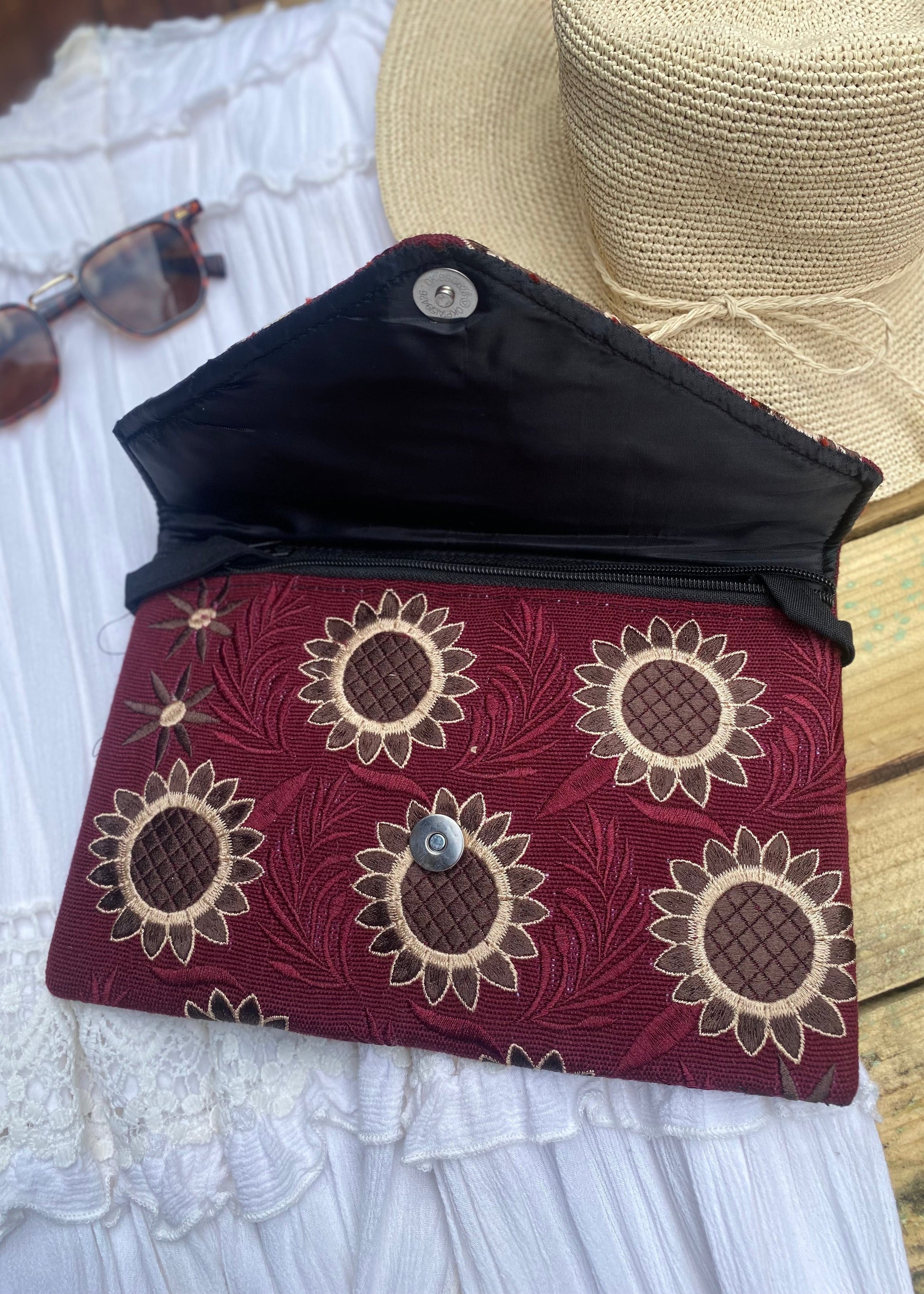 EMBROIDERED CLUTCH, Sunflower Bags, Mexican bags, Colour Bags