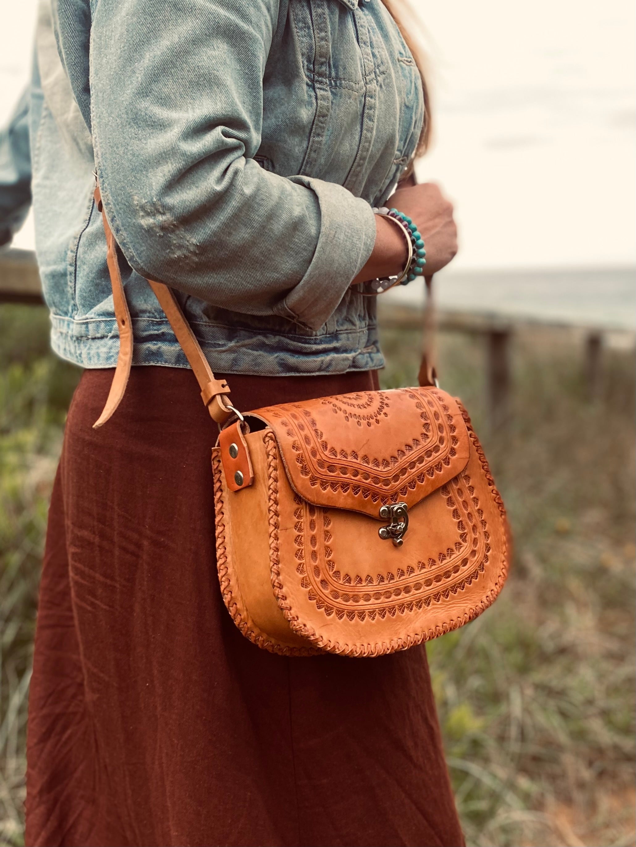 Hand carved vintage 2024 leather bag ***Bought in Mexico