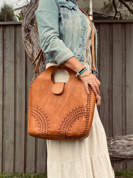 Big leather Bag, Hand tooled bag, Market Bag, Boho Bag, Vintage Bag