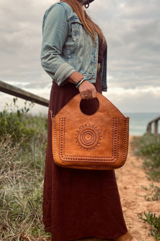 Big leather Bag, Hand tooled bag, Market Bag, Boho Bag, Vintage Bag