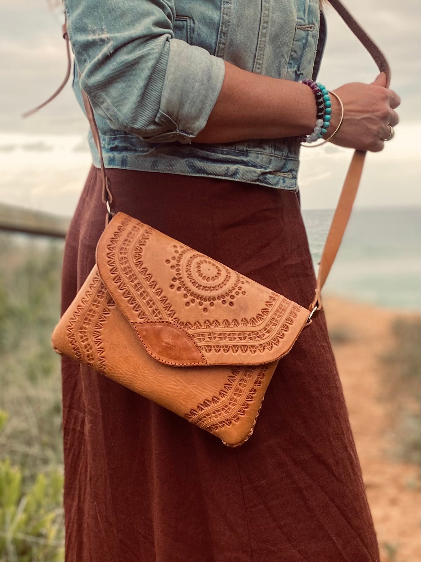 Genuine leather clutch bag & crossbody with handmade embroidery, Mexican outlet artisanal