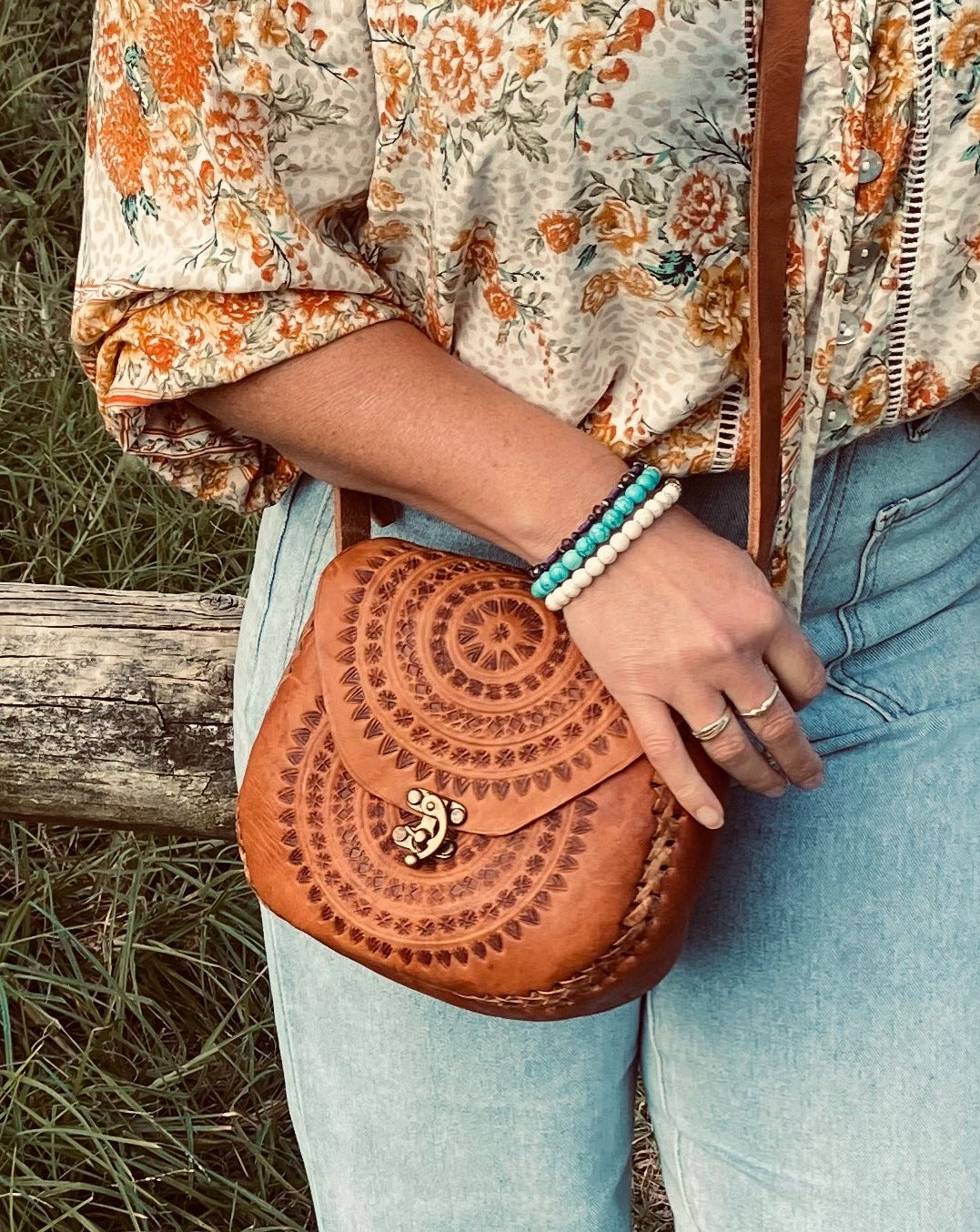 Vintage tooled leather discount bag