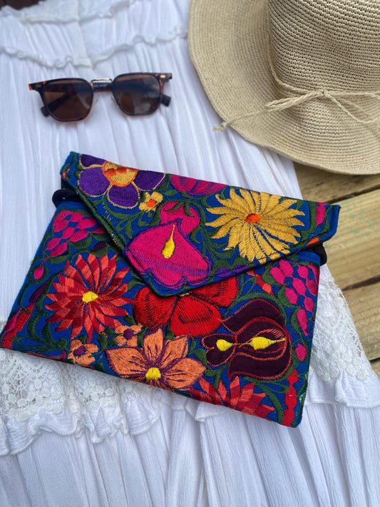 EMBROIDERED CLUTCH, Sunflower Bags, Mexican bags, Colour Bags