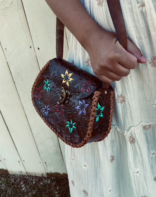 HANDPAINTED FLOWER BAG, Mexican handbag, Colour purse, Leather handbag