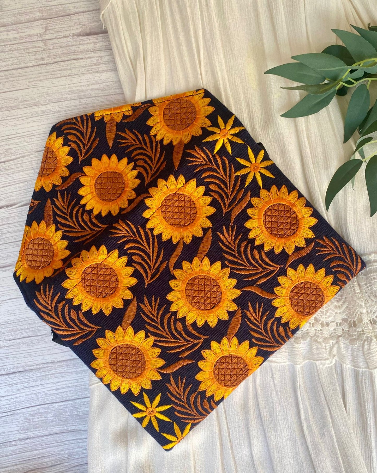 Valentina Clutch - Sunflower