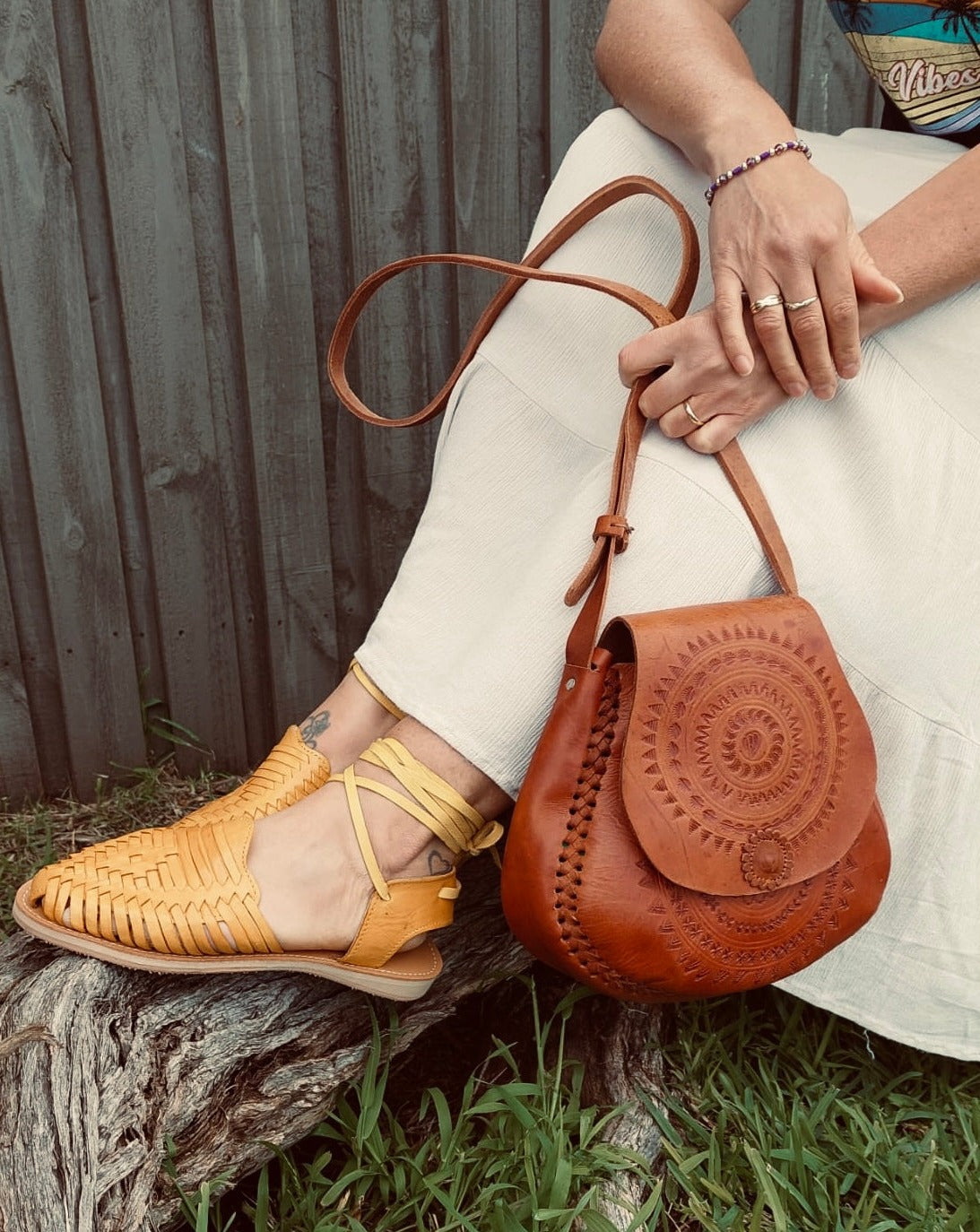 Hand tooled Leather | Vintage Style Handmade Leather Bag | Unique Bag